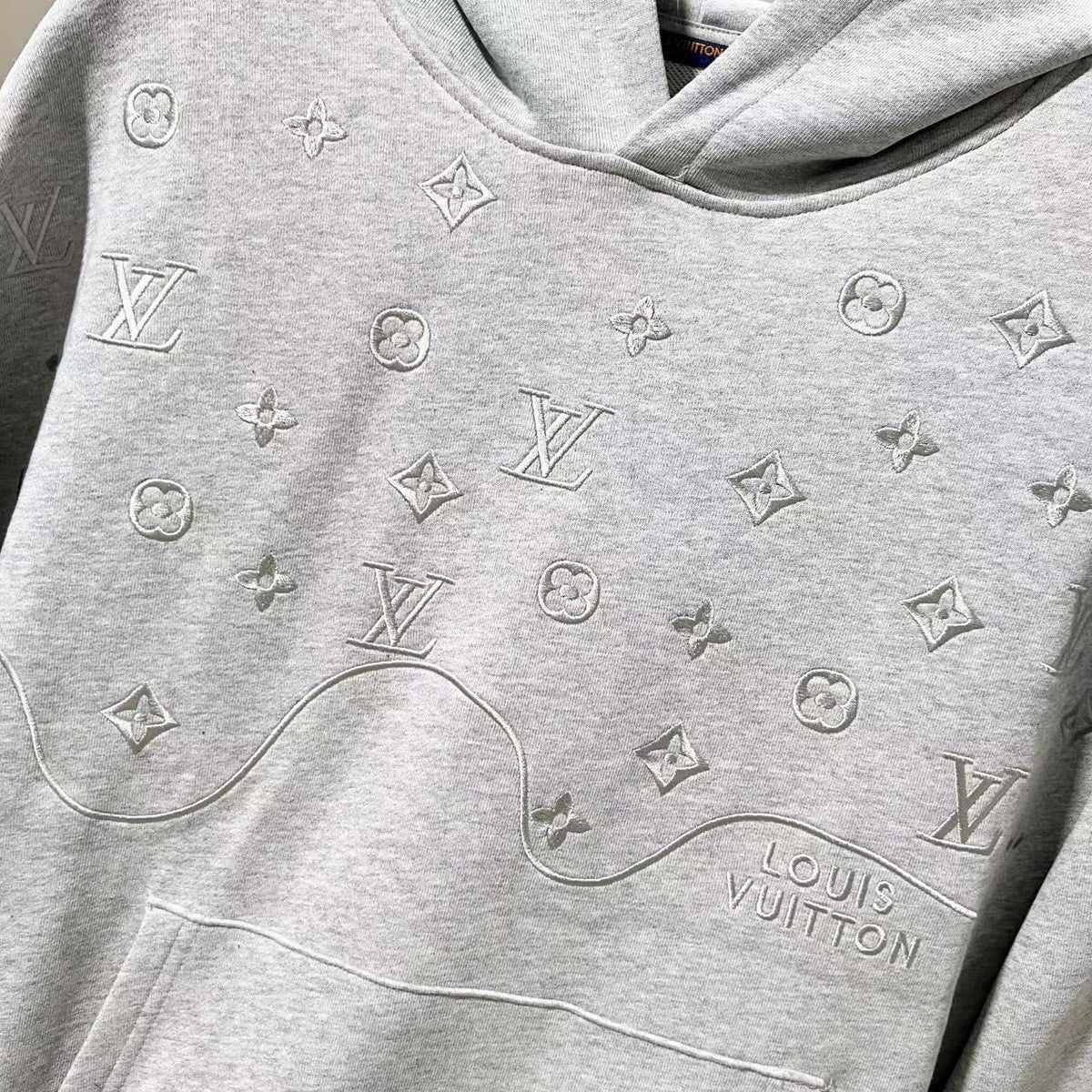 Pull LOUIS VUITTON