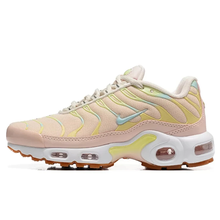 NIKE Air Max Plus "Crimson Tint"