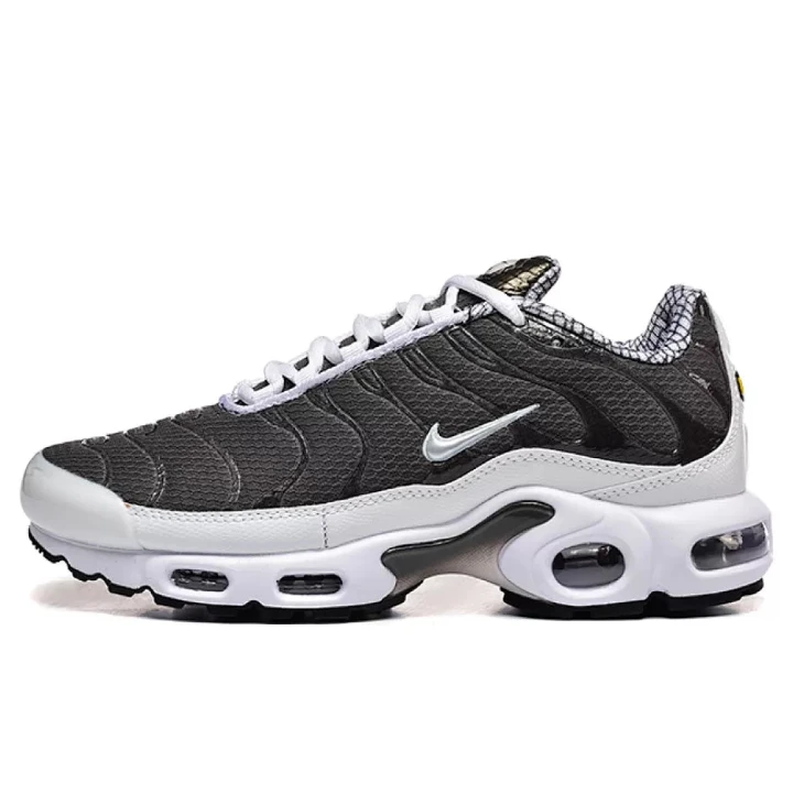 NIKE Air Max Plus "Year Of The Snake"