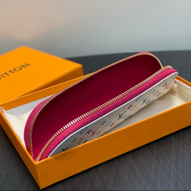 Trousse Charlotte LOUIS VUITTON