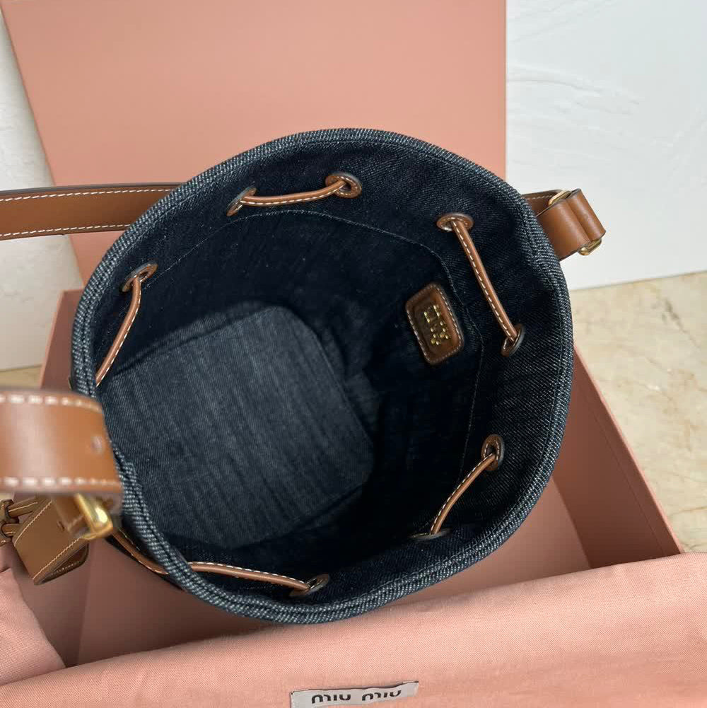 Sac Seau MIU MIU