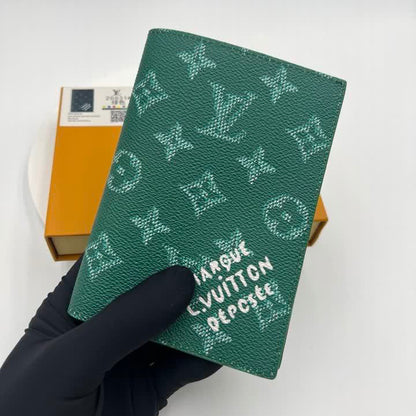 Couverture Passeport LOUIS VUITTON