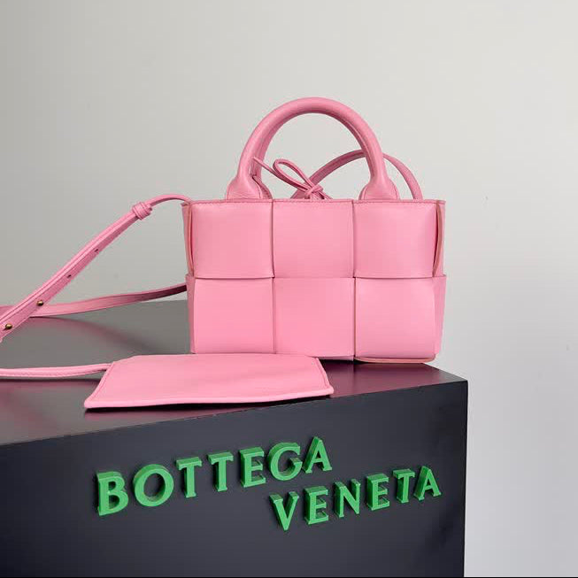 Sac Mini Fourre-Tout en Cuir BOTTEGA VENETA