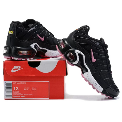 NIKE Air Max Plus "Black/Pink"