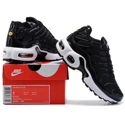NIKE Air Max Plus "Black"