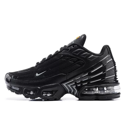 NIKE Air Max III "Black"