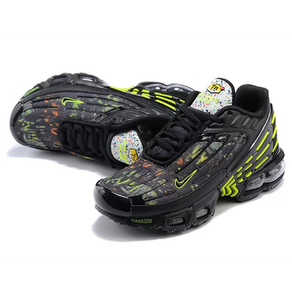NIKE Air Max III "Volt"