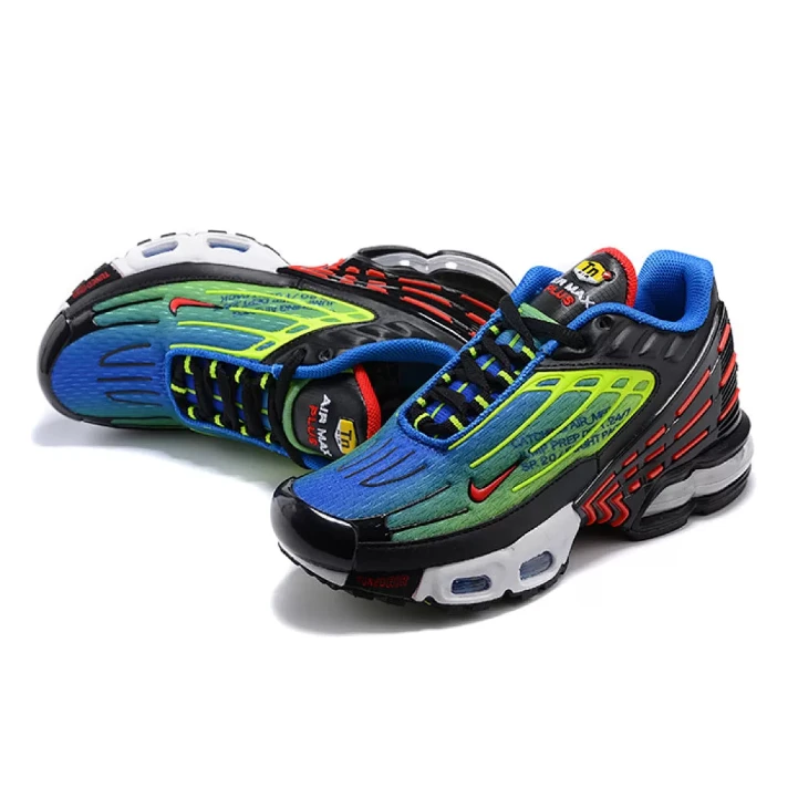 NIKE Air Max Plus III "Catchingfire"