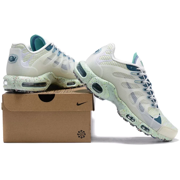 NIKE Air Max Plus Terrascape "Mint Green"