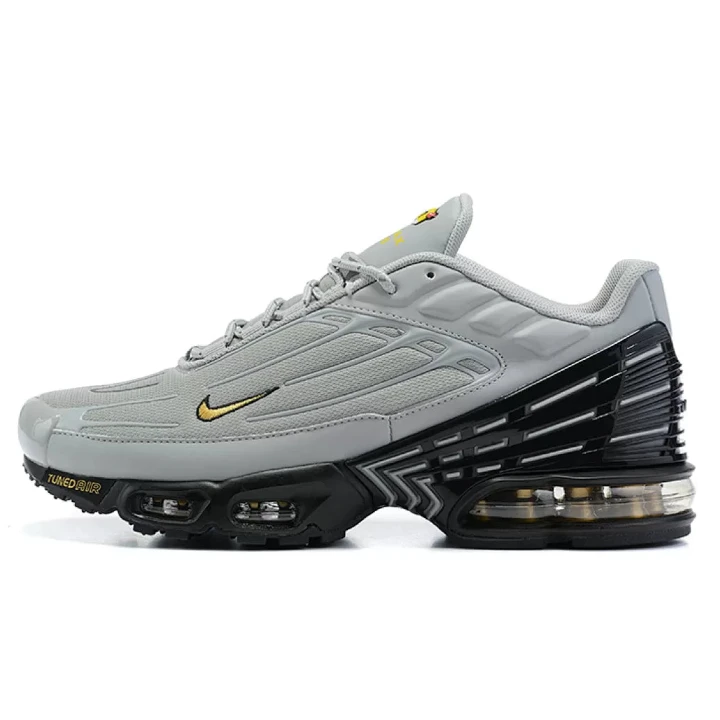 NIKE Air Max Plus III