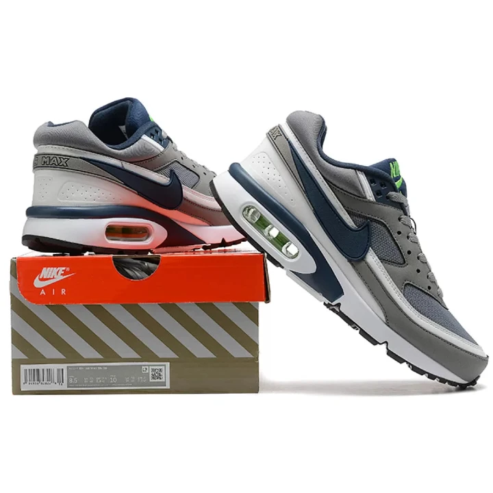 NIKE Air Max BW
