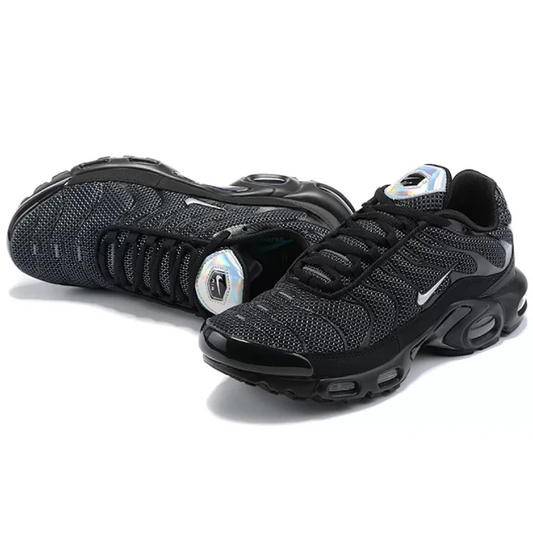 NIKE Air Max Plus "Black Suede Silver"