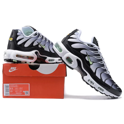 NIKE Air Max Plus "White Mint Green"