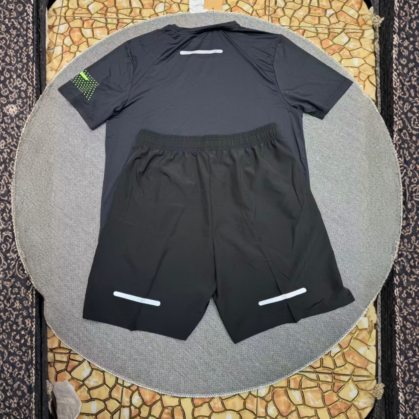 Ensemble ASICS