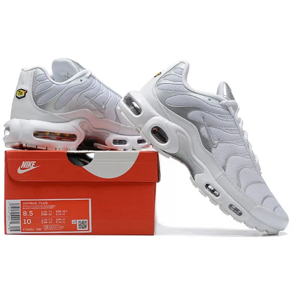 NIKE Air Max Plus "Metallic Silver"