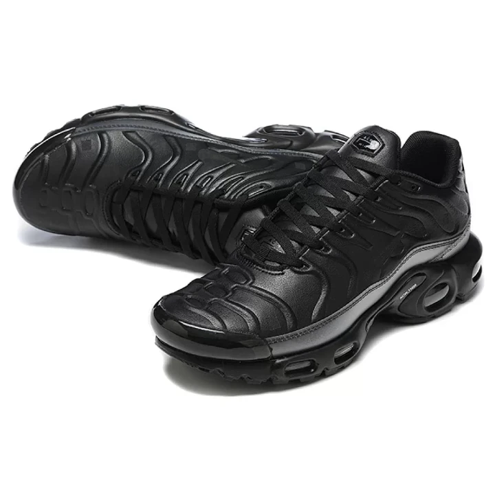 NIKE Air Max Plus X A-Cold-Wall