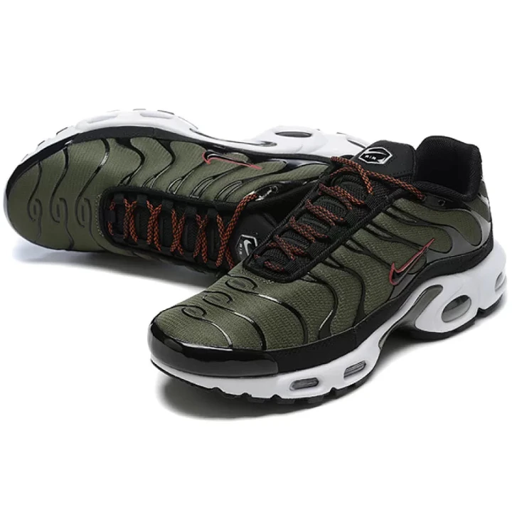 NIKE Air Max Plus "Phantom"