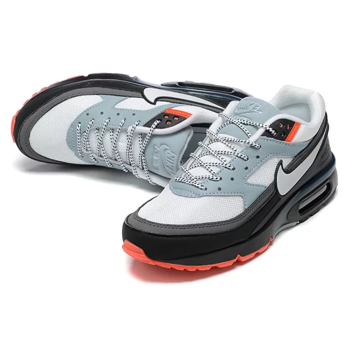 NIKE Air Max BW