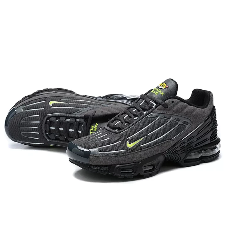 NIKE Air Max Plus III "Black/Volt"