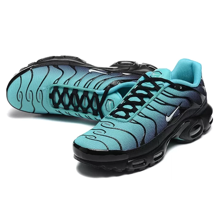 NIKE Air Max Plus "Light Retro Blue"