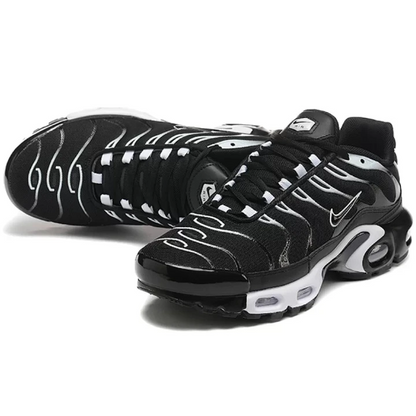 NIKE Air Max Plus "Frost"