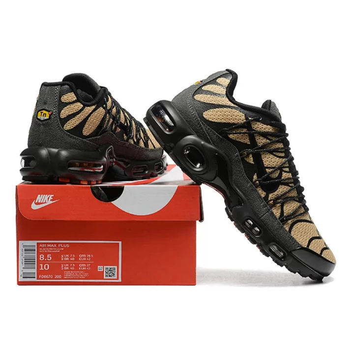 NIKE Air Max Plus "Utility"
