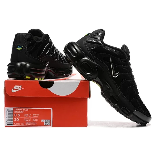 NIKE Air Max Plus "Black Volt Silver"