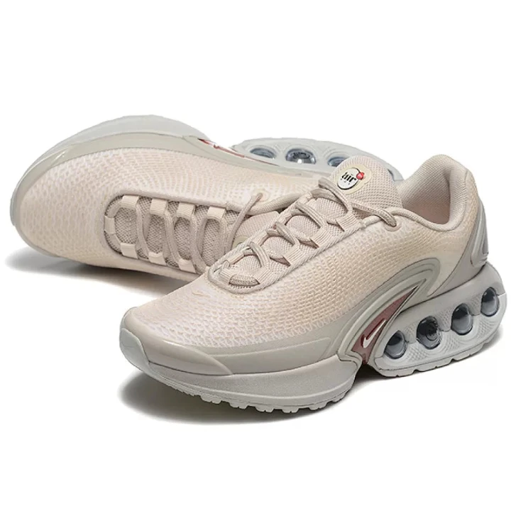 NIKE Air Max DN