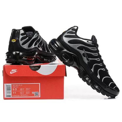 NIKE Air Max Plus "Black Reflective"