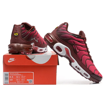 NIKE Air Max Plus "Burgundy Crush"