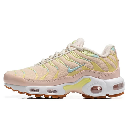 NIKE Air Max Plus "Crimson Tint"