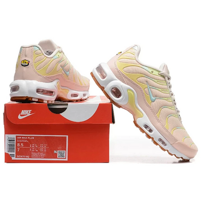 NIKE Air Max Plus "Crimson Tint"