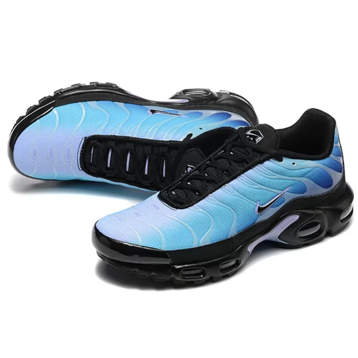 NIKE Air Max Plus