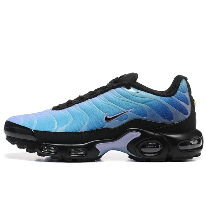 NIKE Air Max Plus