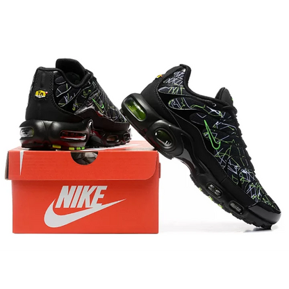 NIKE Air Max Plus "Shattered Glass"