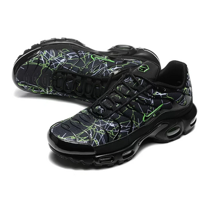 NIKE Air Max Plus "Shattered Glass"