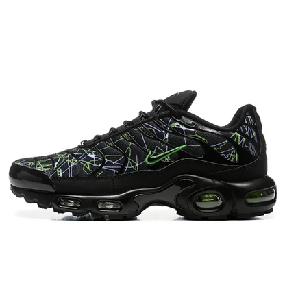 NIKE Air Max Plus "Shattered Glass"