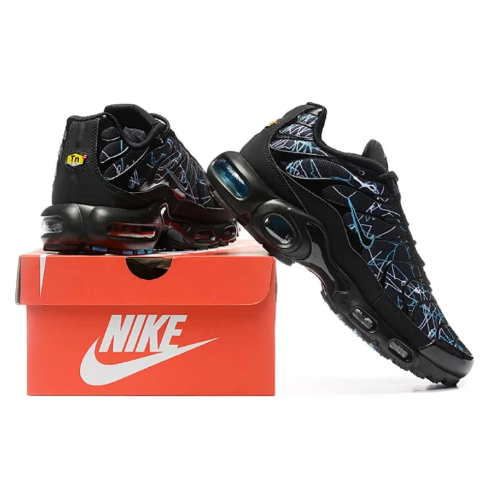 NIKE Air Max Plus "Shattered Glass"