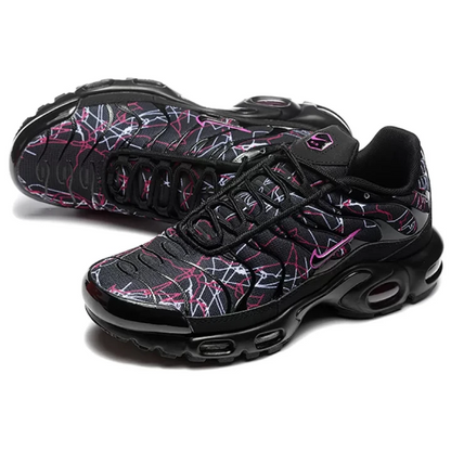 NIKE Air Max Plus "Shattered Glass"