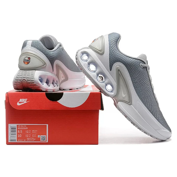 NIKE Air Max DN