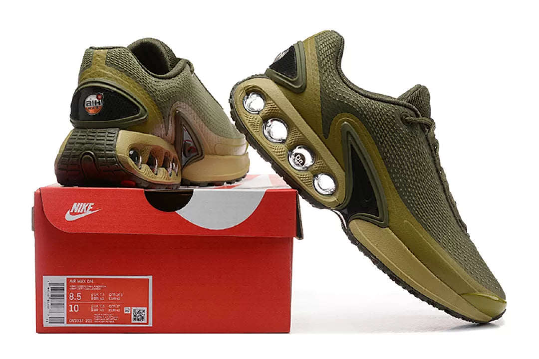NIKE Air Max DN