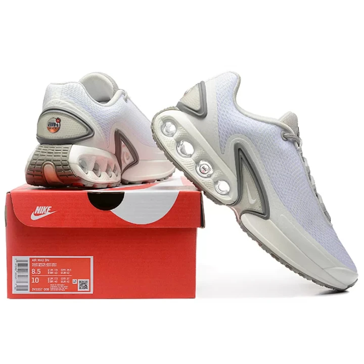 NIKE Air Max DN