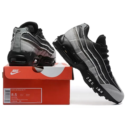 NIKE Air Max 95 X Comme Des Garçons