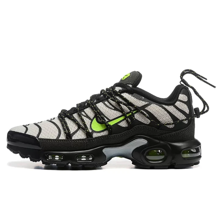 NIKE Air Max Plus "Utility"