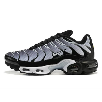 NIKE Air Max Plus "Black Metallic Silver"
