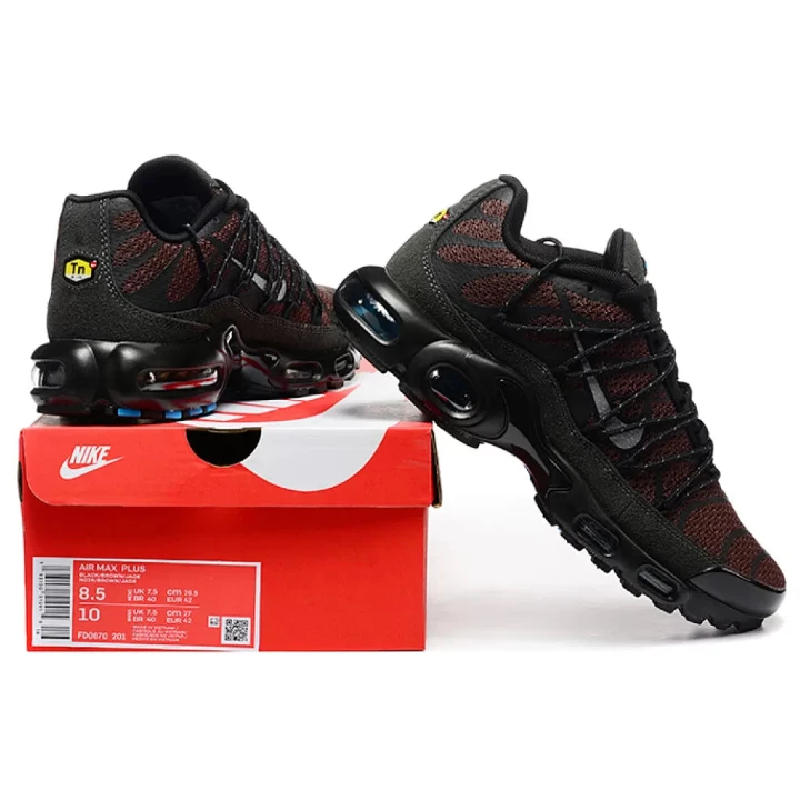 NIKE Air Max Plus "Utility"