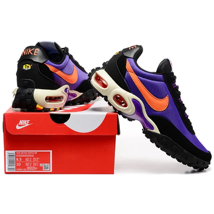 NIKE Air Max "Waffle Racer"