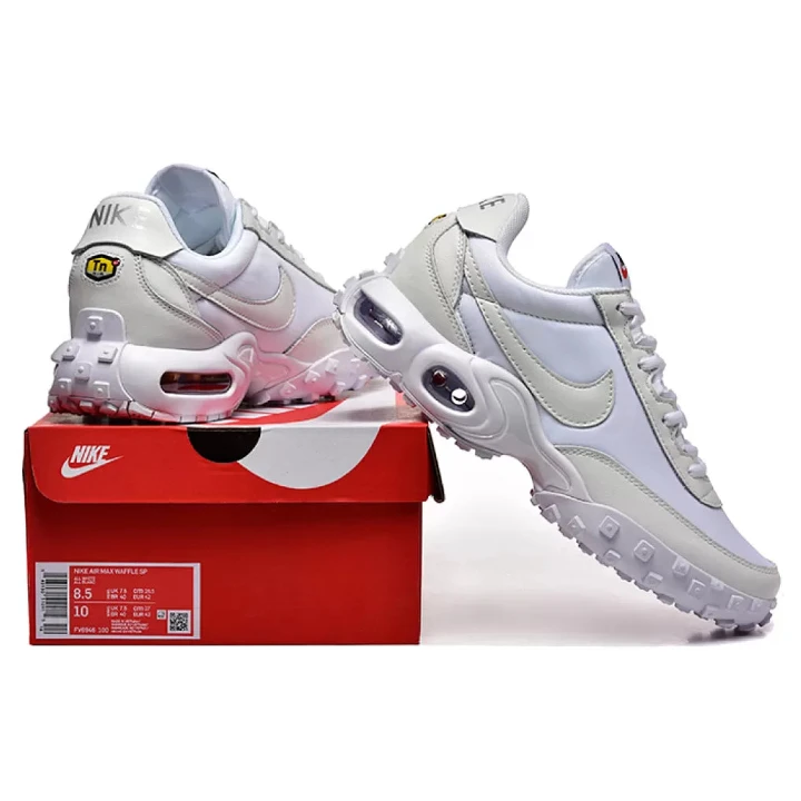 NIKE Air Max "Waffle Racer"