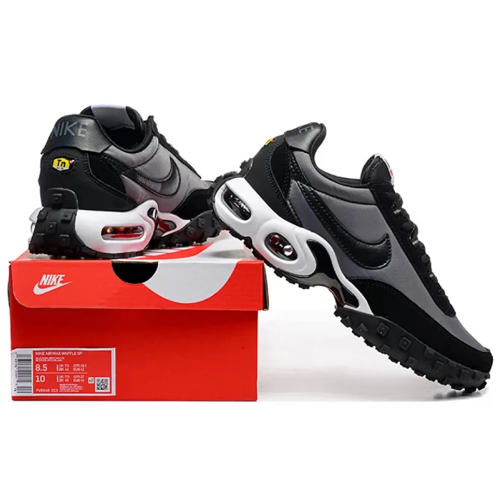 NIKE Air Max "Waffle Racer"
