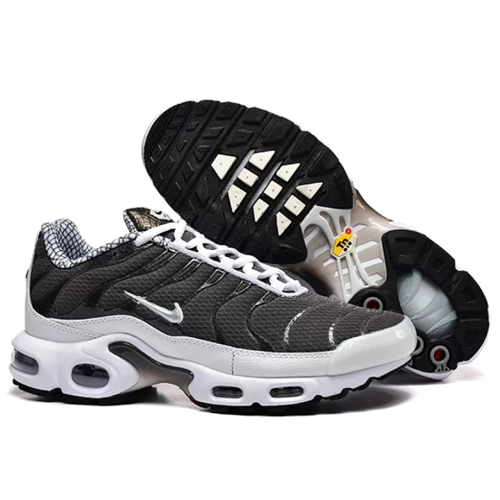 NIKE Air Max Plus "Year Of The Snake"